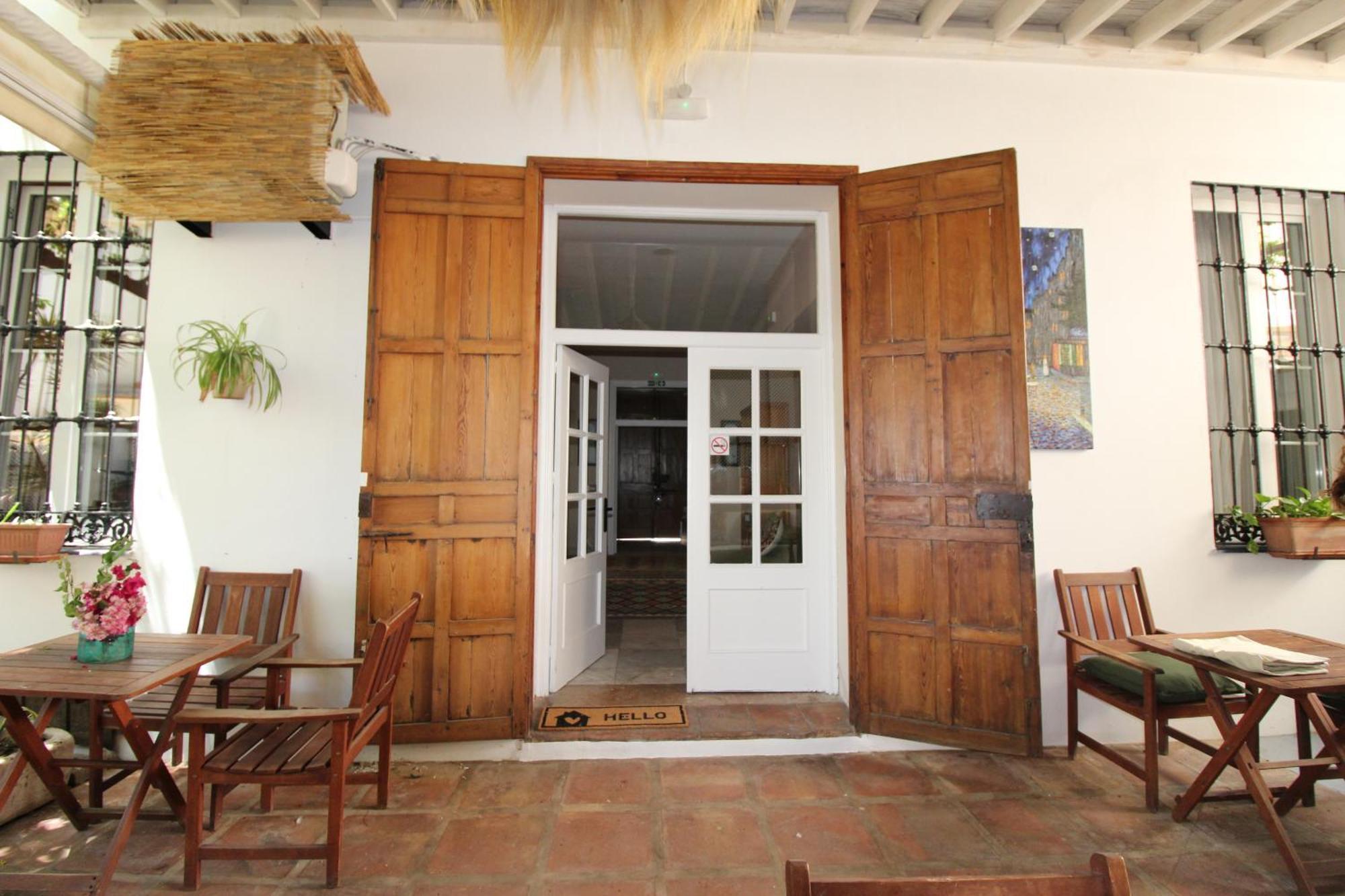 מאלגה Hostal Las Acacias מראה חיצוני תמונה