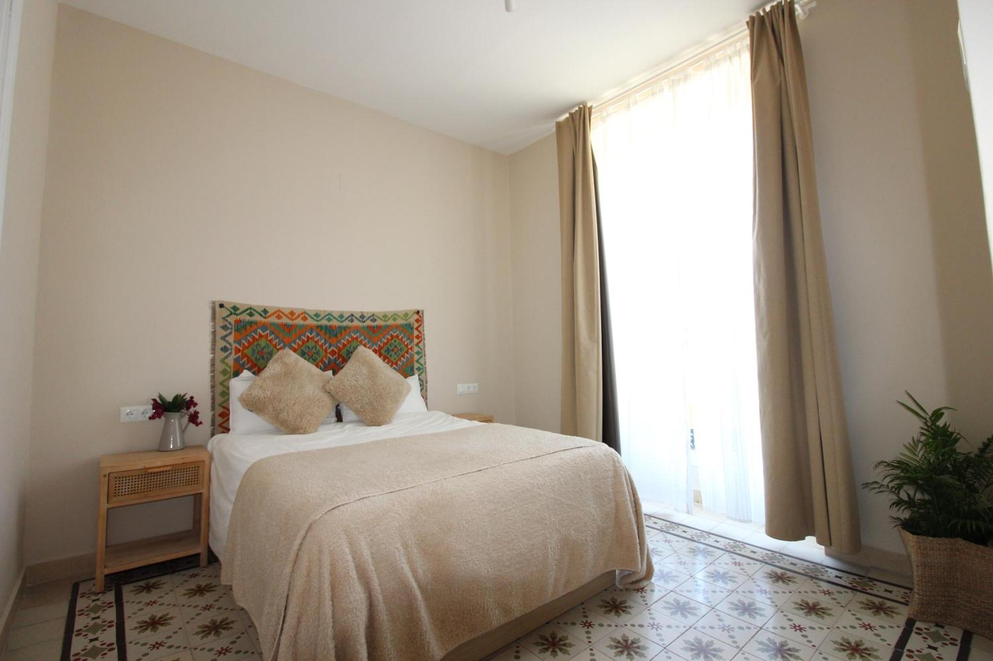 מאלגה Hostal Las Acacias מראה חיצוני תמונה