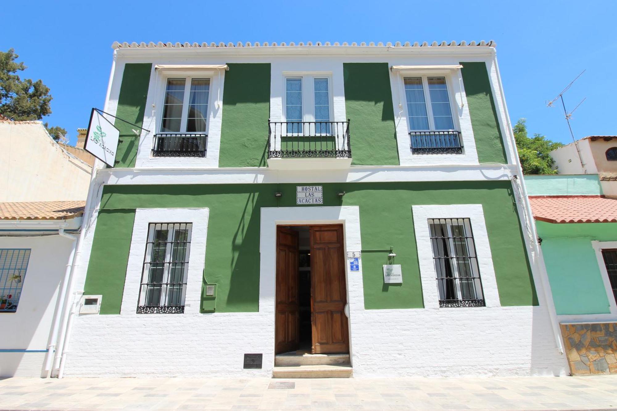 מאלגה Hostal Las Acacias מראה חיצוני תמונה