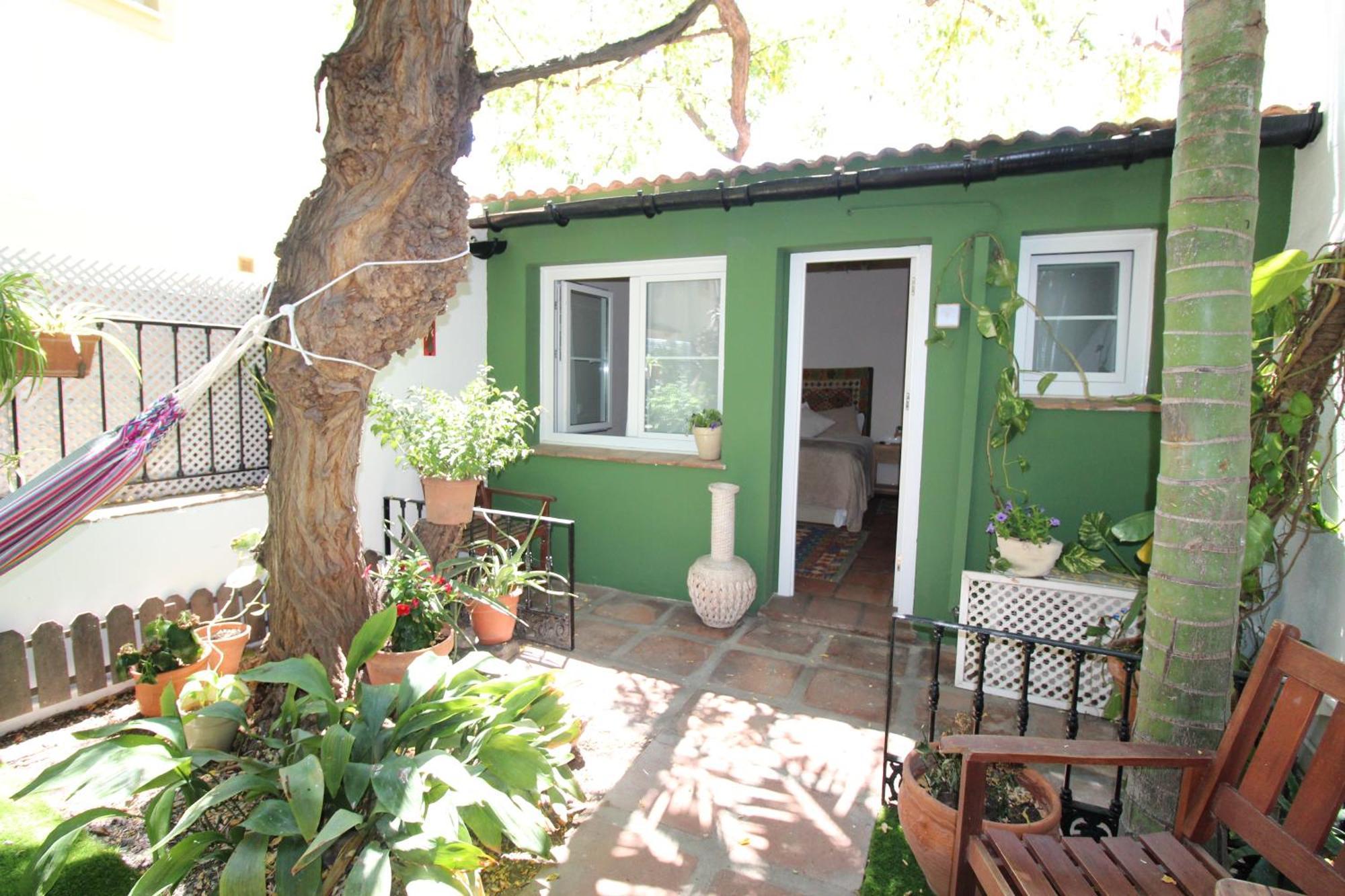 מאלגה Hostal Las Acacias מראה חיצוני תמונה