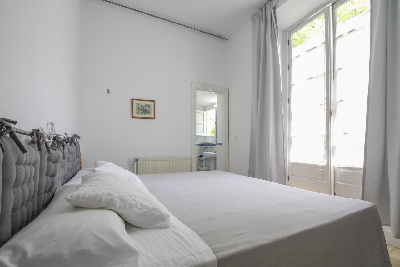 מאלגה Hostal Las Acacias מראה חיצוני תמונה
