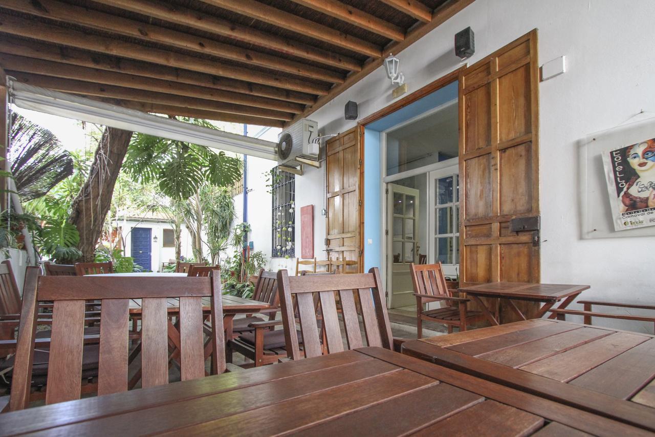 מאלגה Hostal Las Acacias מראה חיצוני תמונה